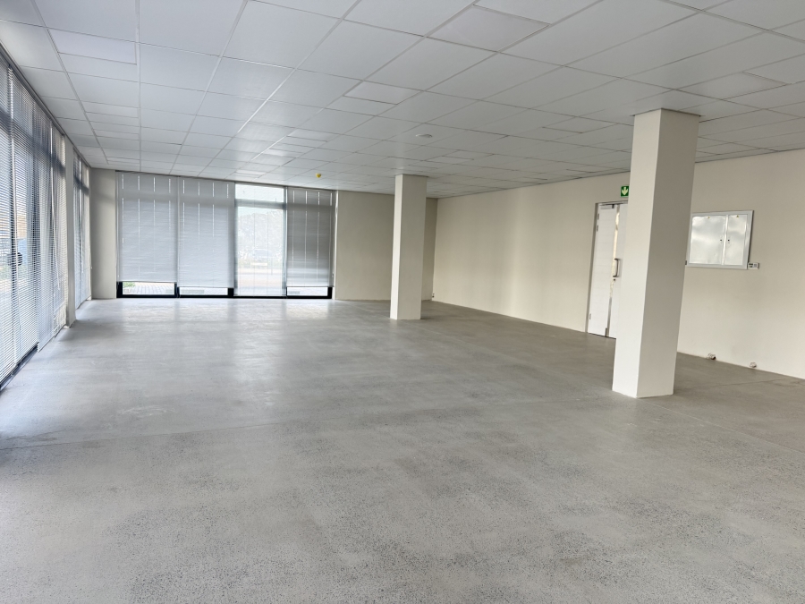 To Let Commercial Property for Rent in Paardevlei Western Cape